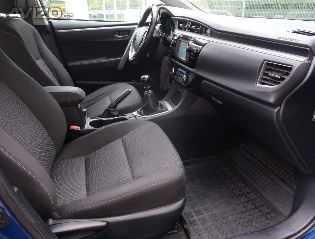 Foto inzerátu Toyota Corolla 1.6 Valvematic