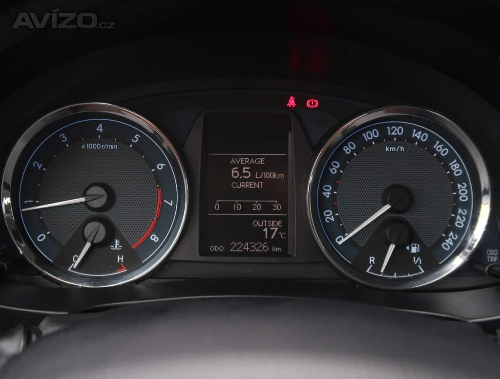 Foto inzerátu Toyota Corolla 1.6 Valvematic