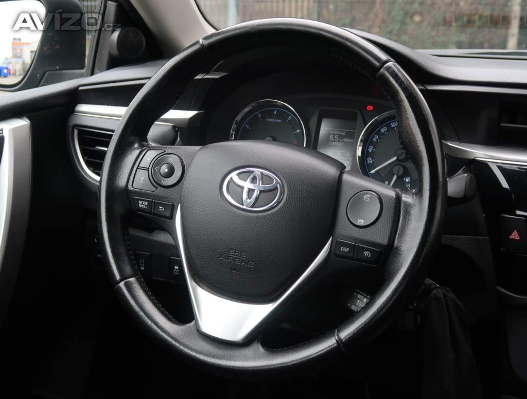 Foto inzerátu Toyota Corolla 1.6 Valvematic
