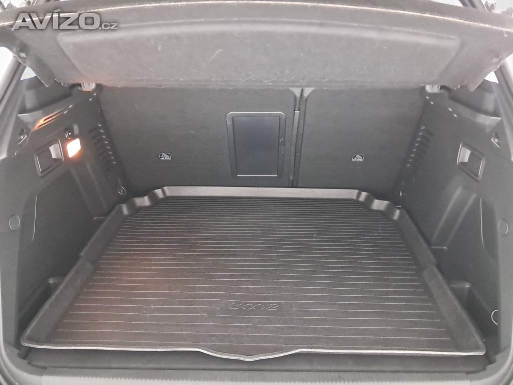 Foto inzerátu Peugeot 3008 1.2 PureTech