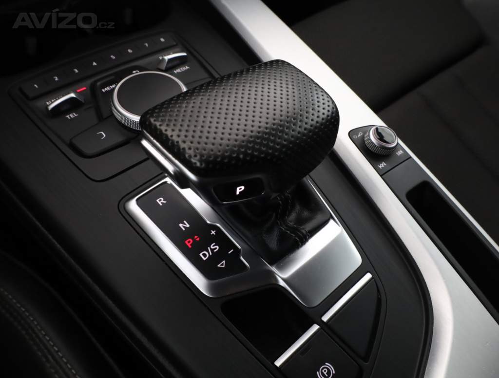 Foto inzerátu Audi A4 2.0 TDI