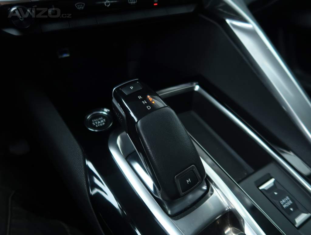 Foto inzerátu Peugeot 5008 PureTech 130