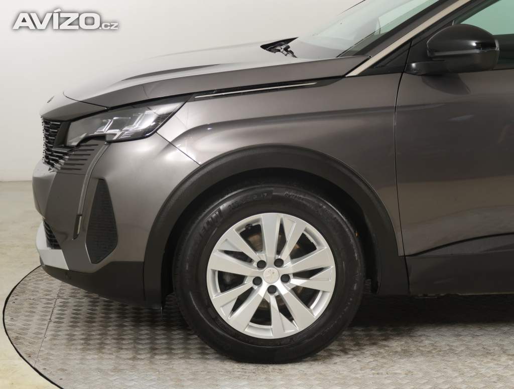 Foto inzerátu Peugeot 5008 PureTech 130