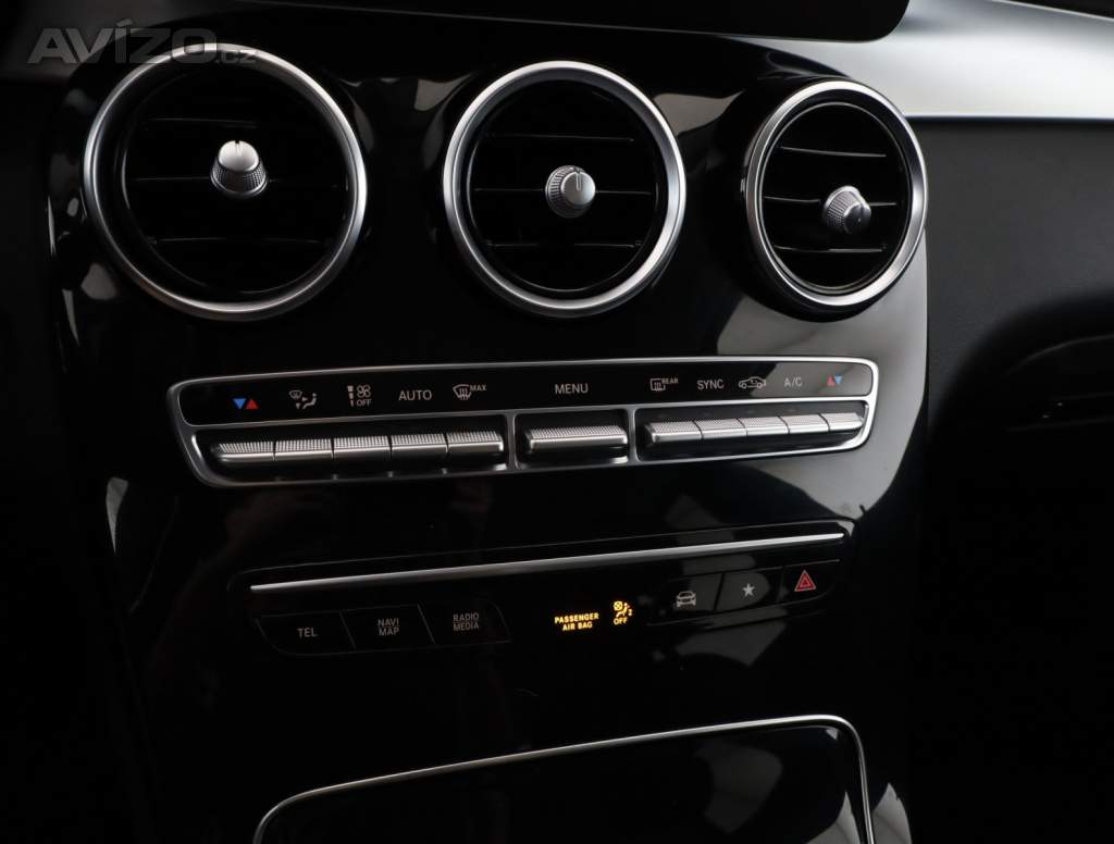Foto inzerátu Mercedes GLC GLC 200 d 4MATIC
