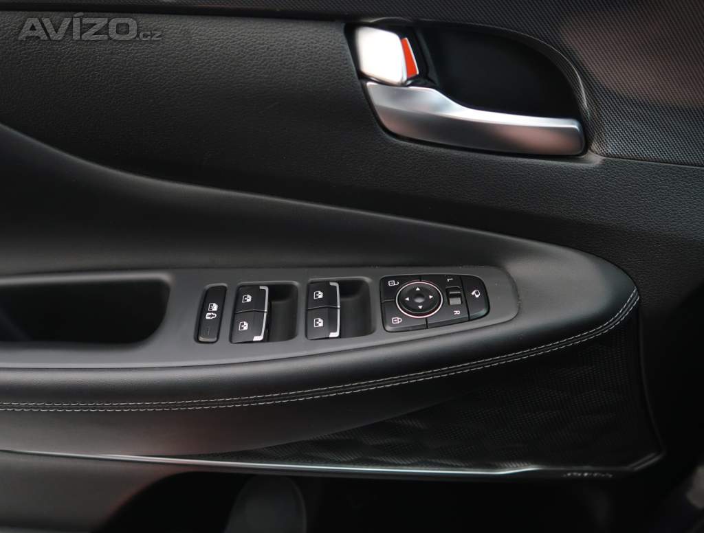 Foto inzerátu Hyundai Santa Fe 2.2 CRDi