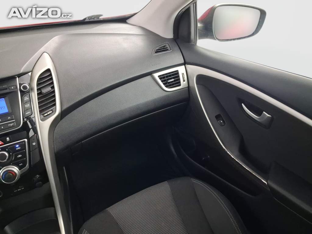 Foto inzerátu Hyundai i30 1.6 MPI