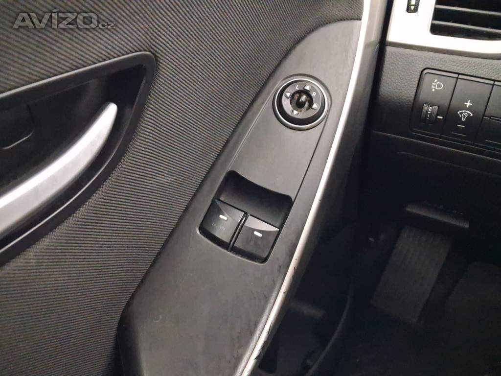 Foto inzerátu Hyundai i30 1.6 MPI