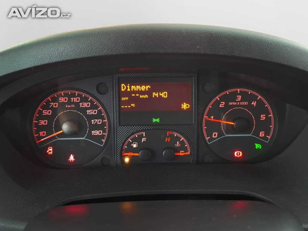 Foto inzerátu Citroen Jumper 2.2 BlueHDi