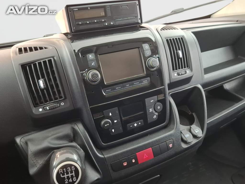 Foto inzerátu Citroen Jumper 2.2 BlueHDi