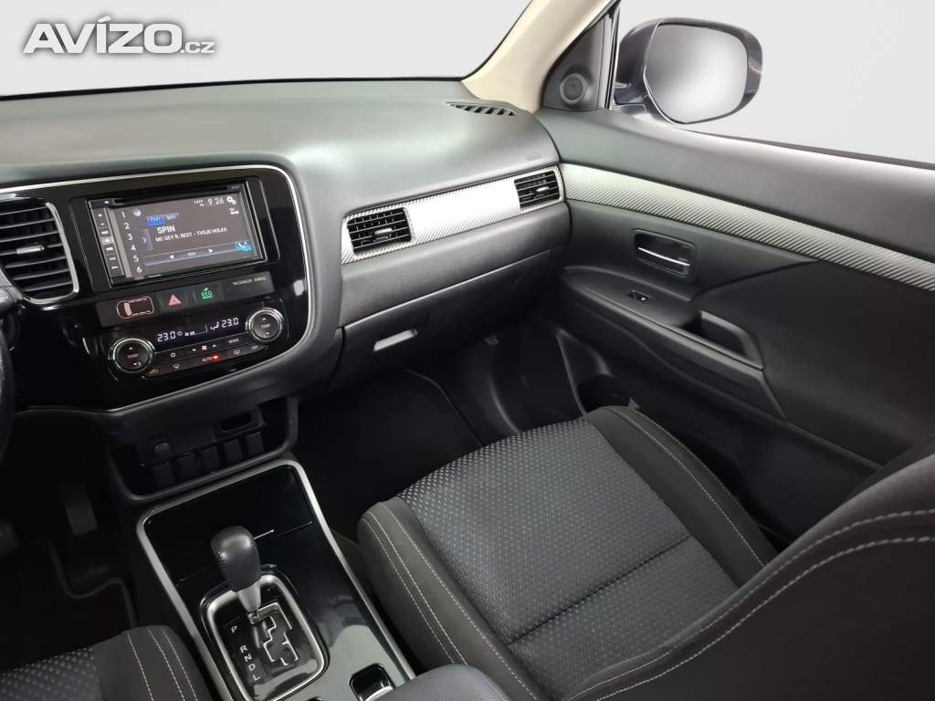 Foto inzerátu Mitsubishi Outlander 2.2 DI-D