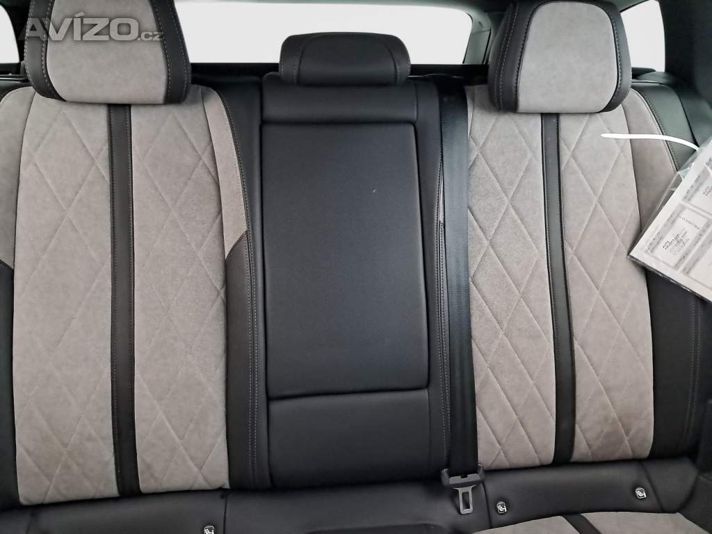 Foto inzerátu Peugeot 508 Hybrid 225
