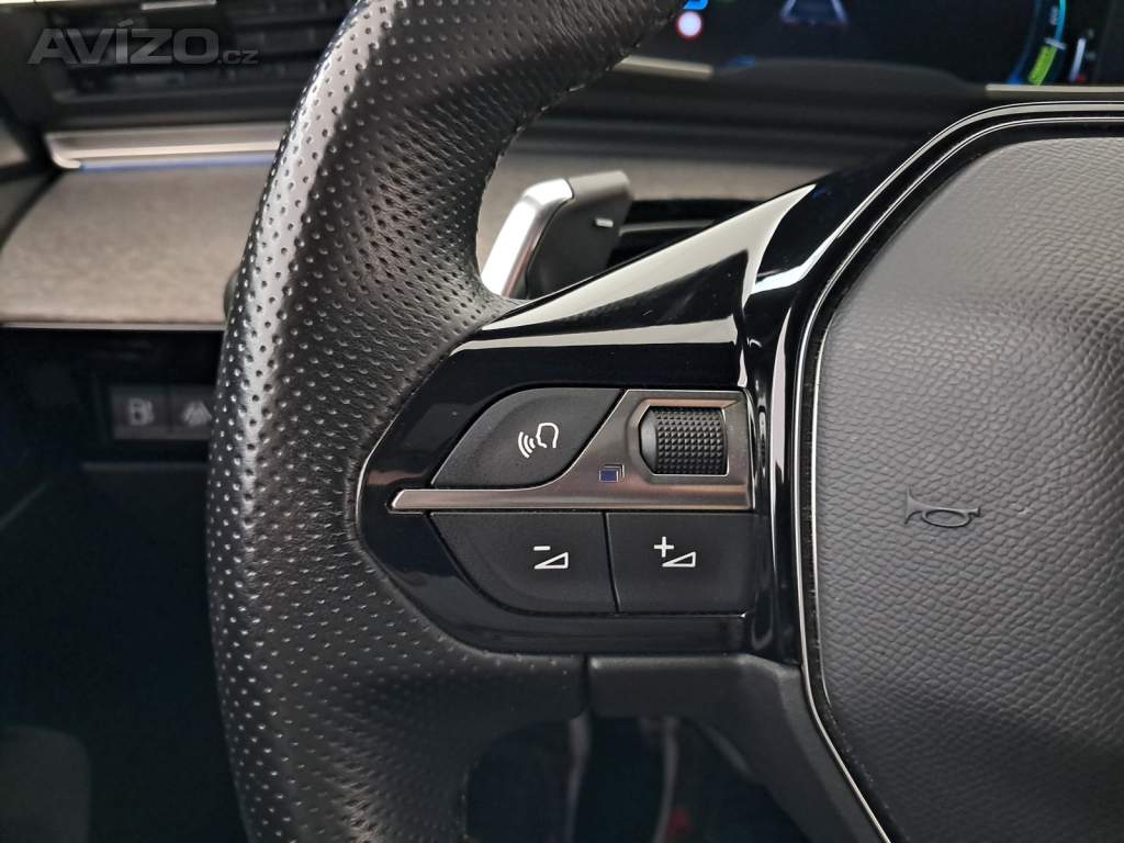 Foto inzerátu Peugeot 508 Hybrid 225