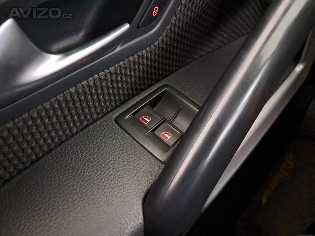 Foto inzerátu VW Scirocco 2.0 TSI