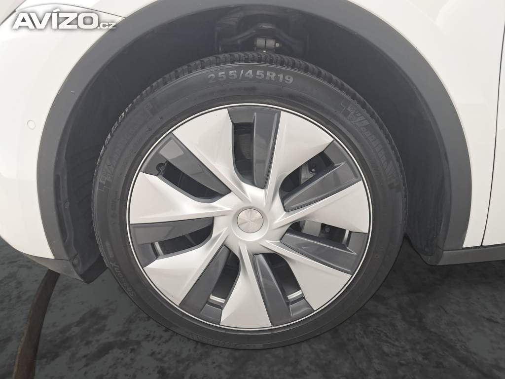 Foto inzerátu Tesla Model Y Long Range AWD 79kWh