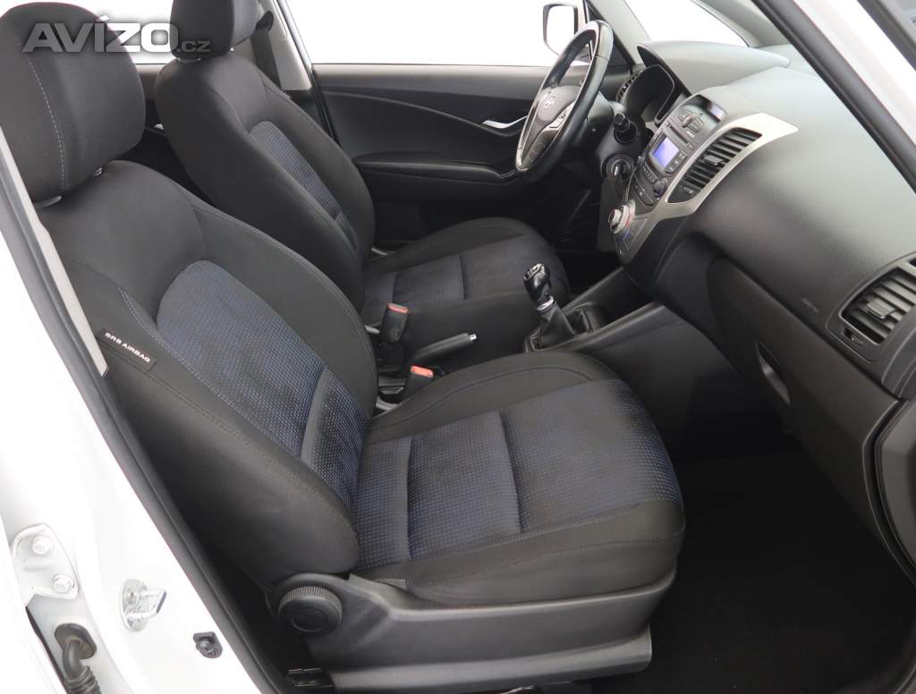 Foto inzerátu Hyundai ix20 1.6 CVVT