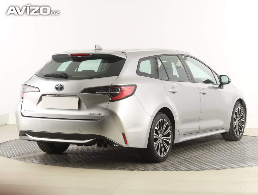 Foto inzerátu Toyota Corolla 2.0 Hybrid