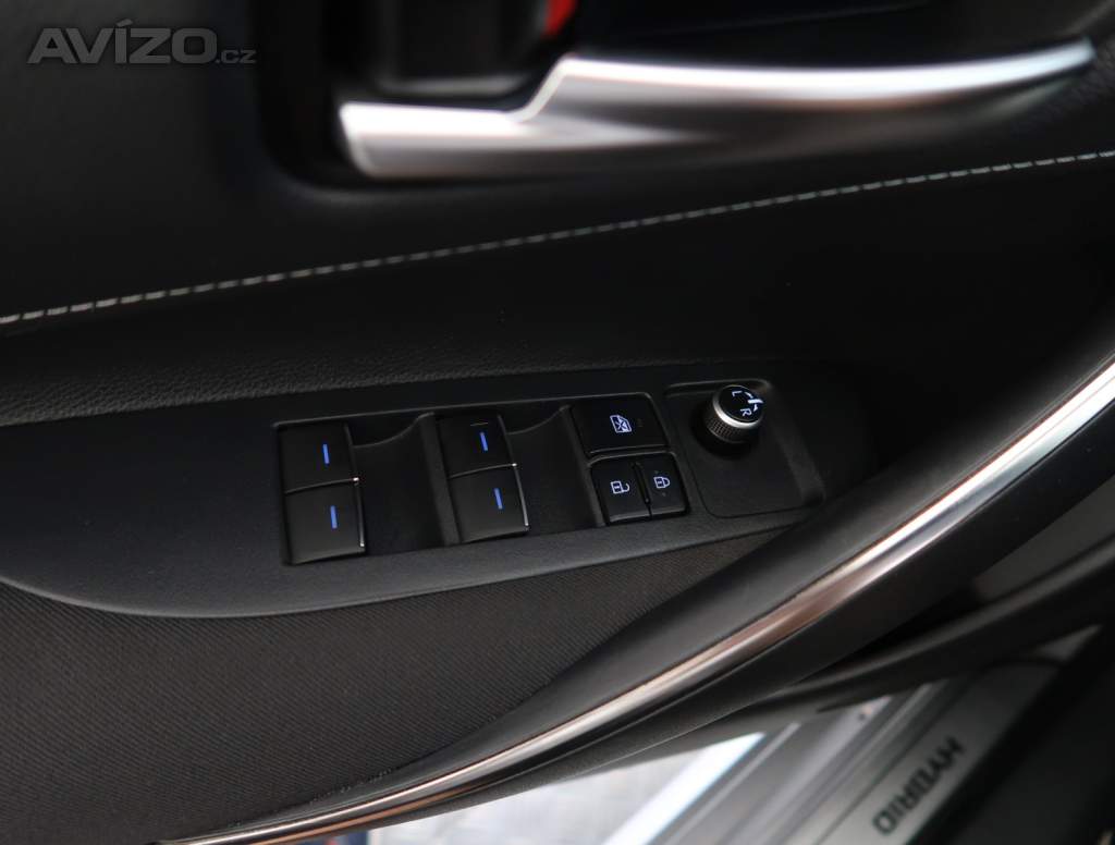 Foto inzerátu Toyota Corolla 2.0 Hybrid