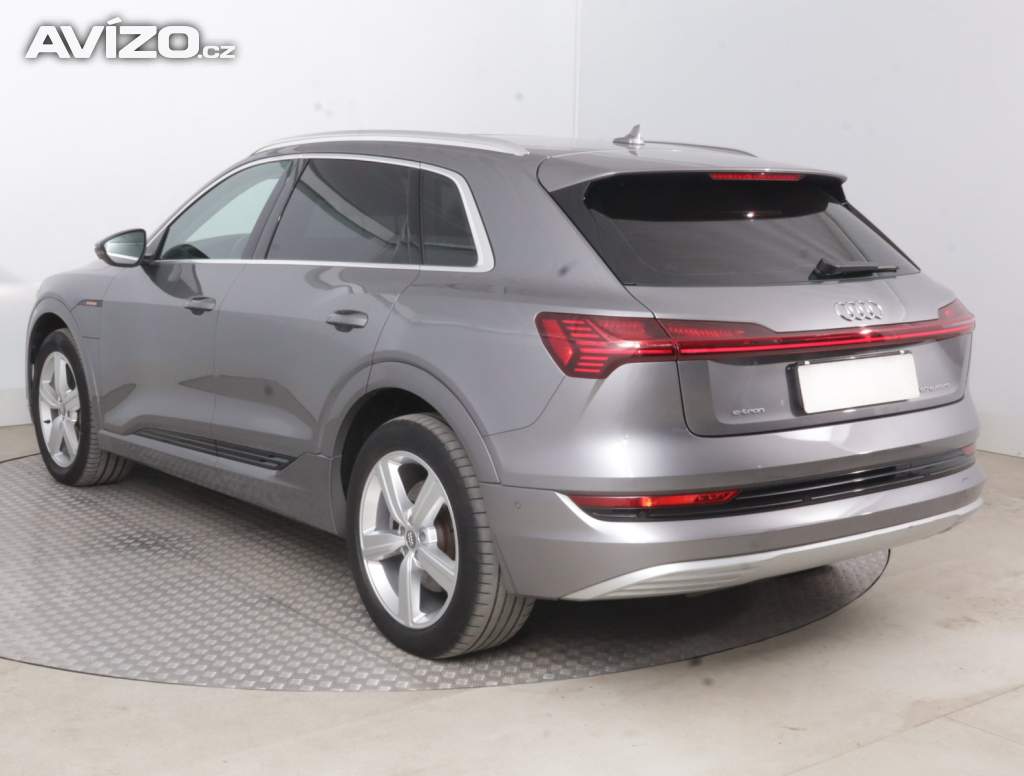 Foto inzerátu Audi e-tron e-tron 50 quattro