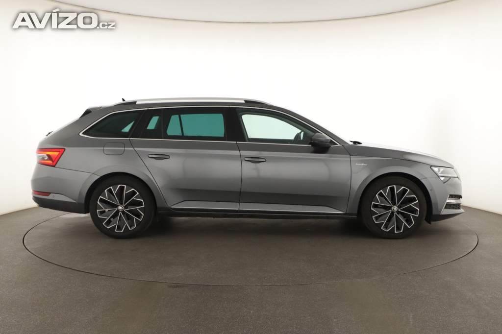 Foto inzerátu Skoda Superb 2.0 TDI
