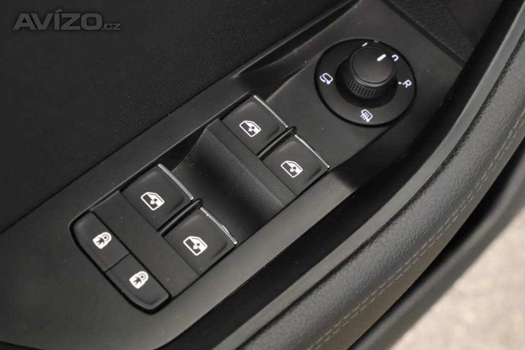 Foto inzerátu Skoda Superb 2.0 TDI
