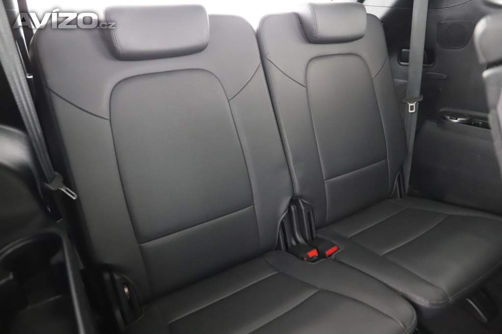 Foto inzerátu Hyundai Grand Santa Fe 2.2 CRDi Blue