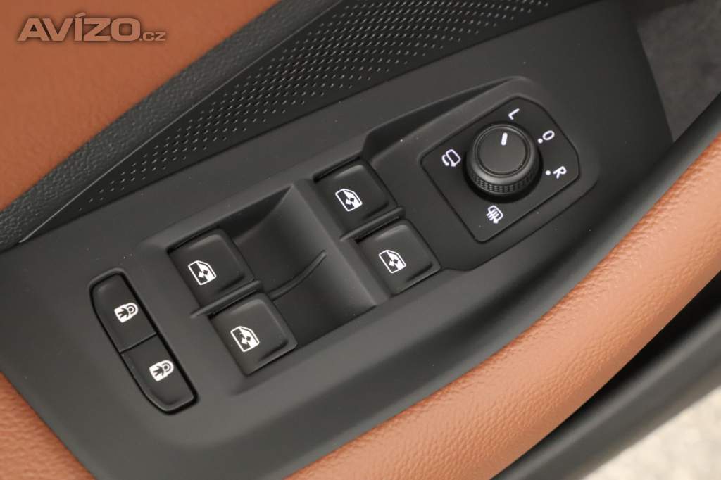Foto inzerátu Skoda Superb 2.0 TDI