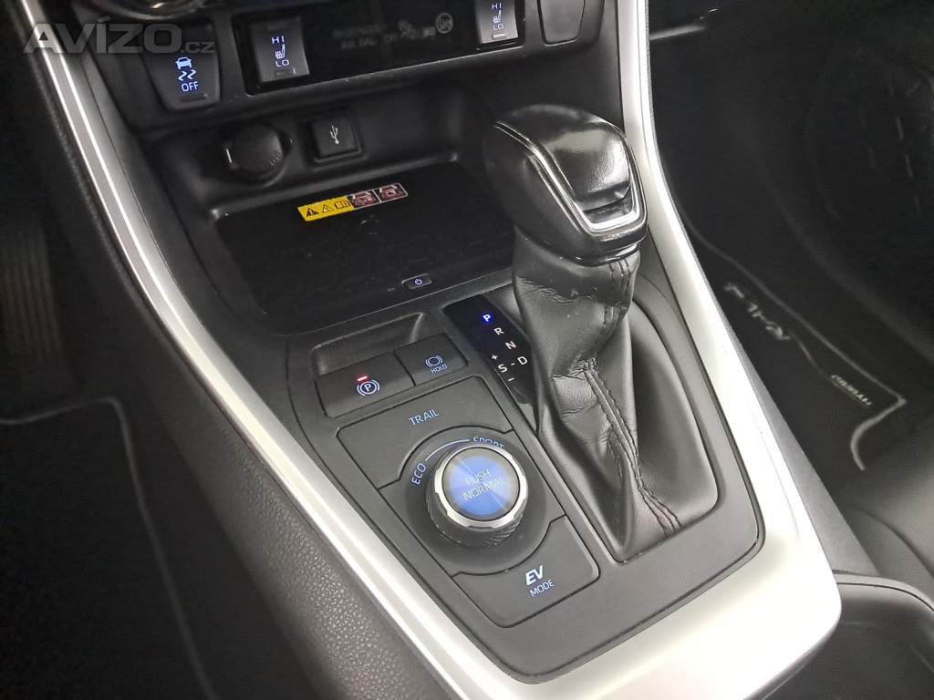 Foto inzerátu Toyota RAV 4 2.5 Hybrid