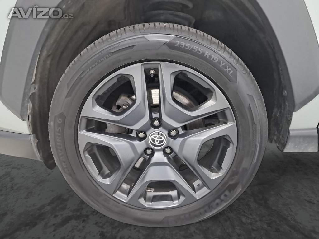 Foto inzerátu Toyota RAV 4 2.5 Hybrid