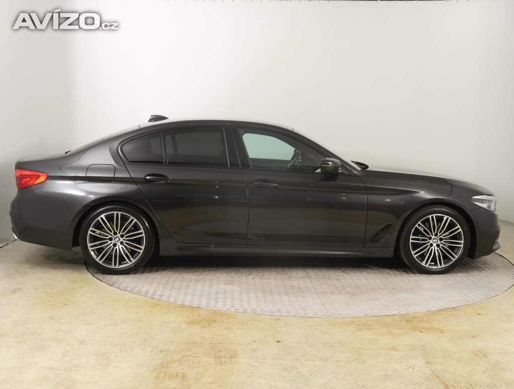 Foto inzerátu BMW 5 530d xDrive