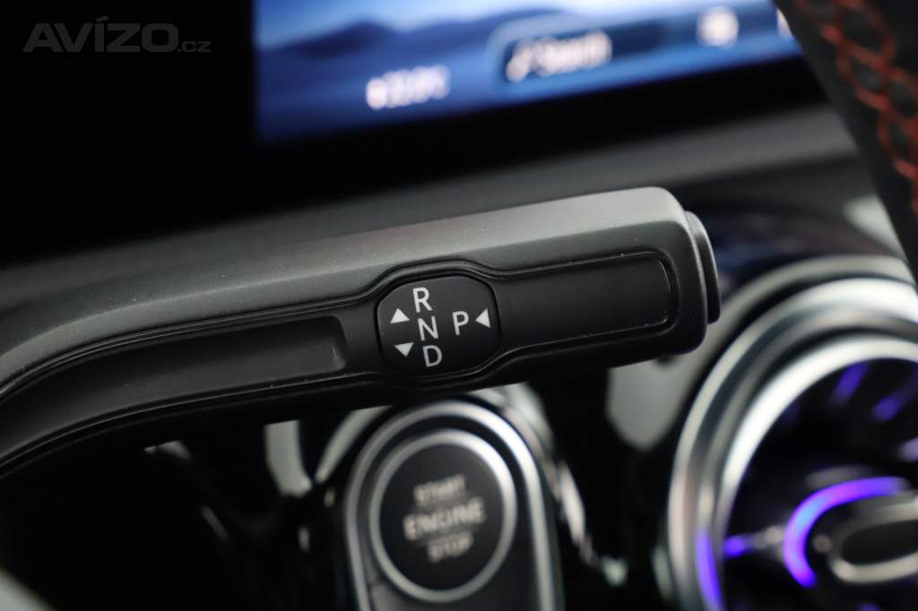 Mercedes CLA 200
