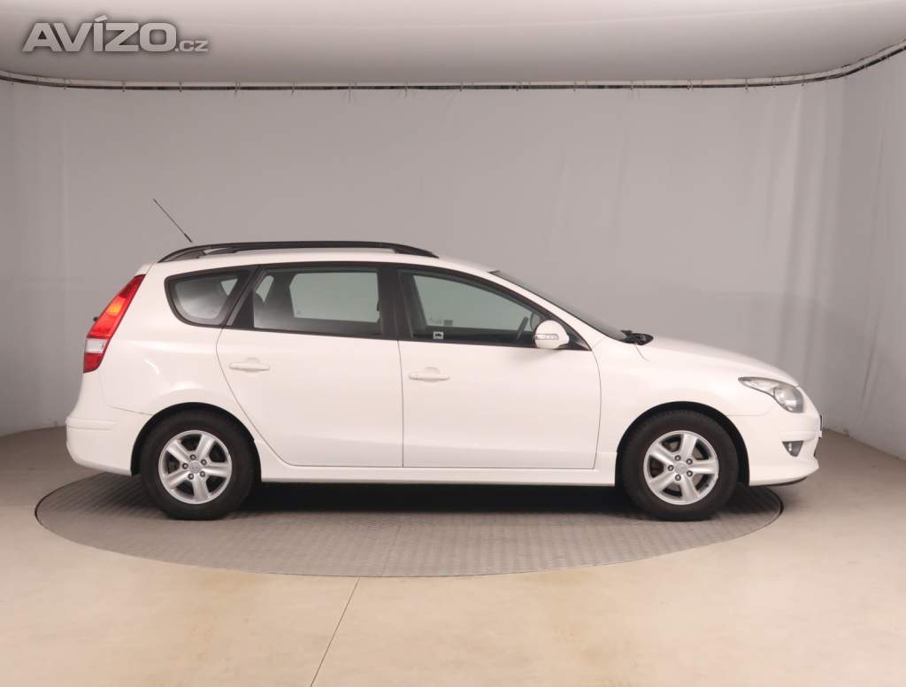 Foto inzerátu Hyundai i30 1.6 CVVT
