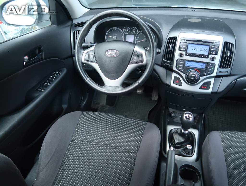 Foto inzerátu Hyundai i30 1.6 CVVT