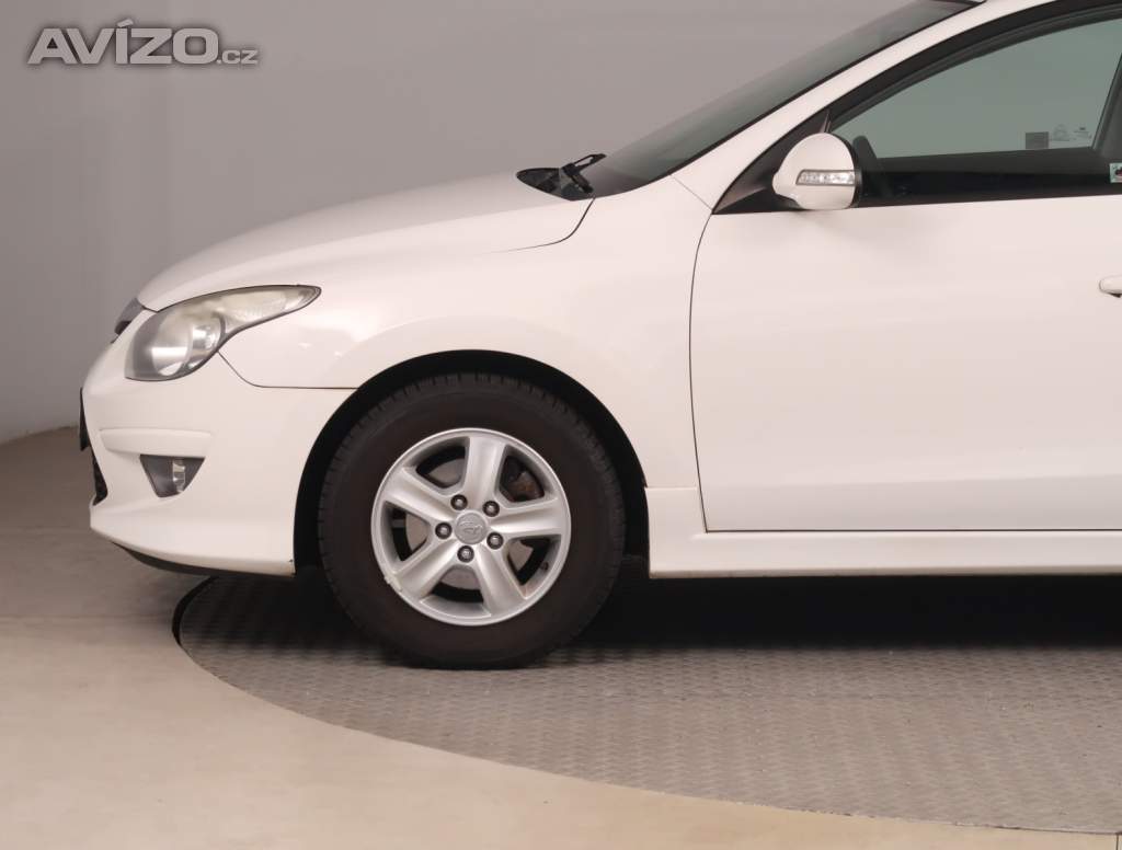 Foto inzerátu Hyundai i30 1.6 CVVT
