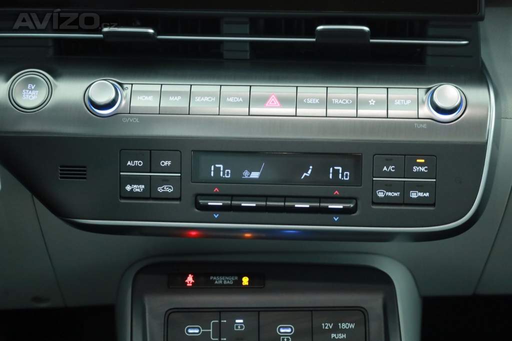 Foto inzerátu Hyundai Kona Electric 48 kWh