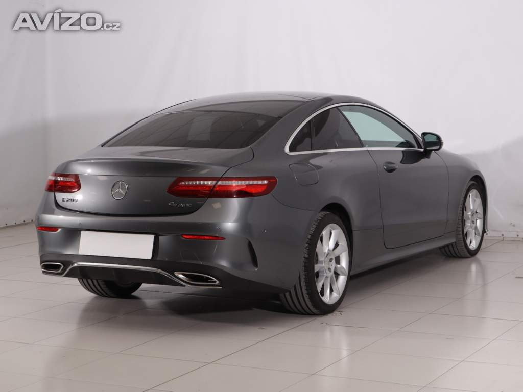 Foto inzerátu Mercedes E E 200 4MATIC