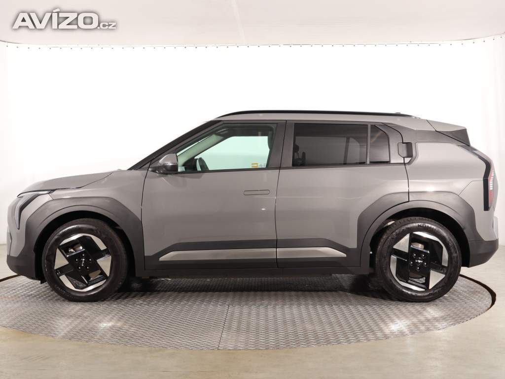 Foto inzerátu Kia EV3 Standard Range