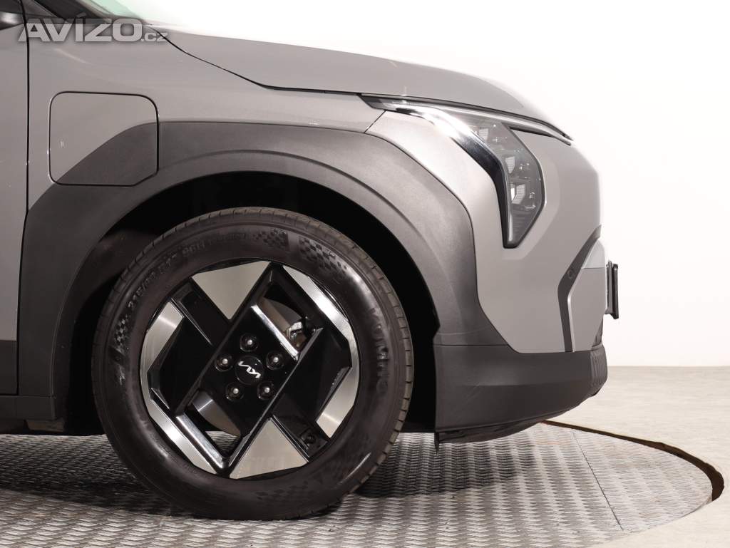 Foto inzerátu Kia EV3 Standard Range