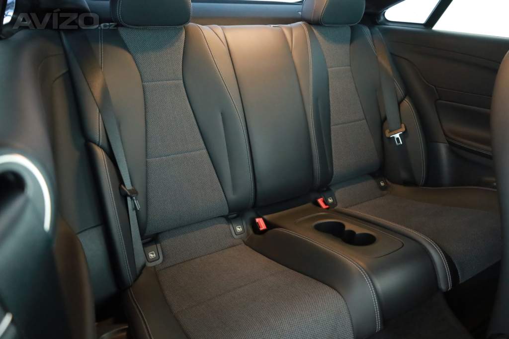 Foto inzerátu Mercedes E E 200