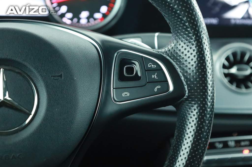 Foto inzerátu Mercedes E E 200