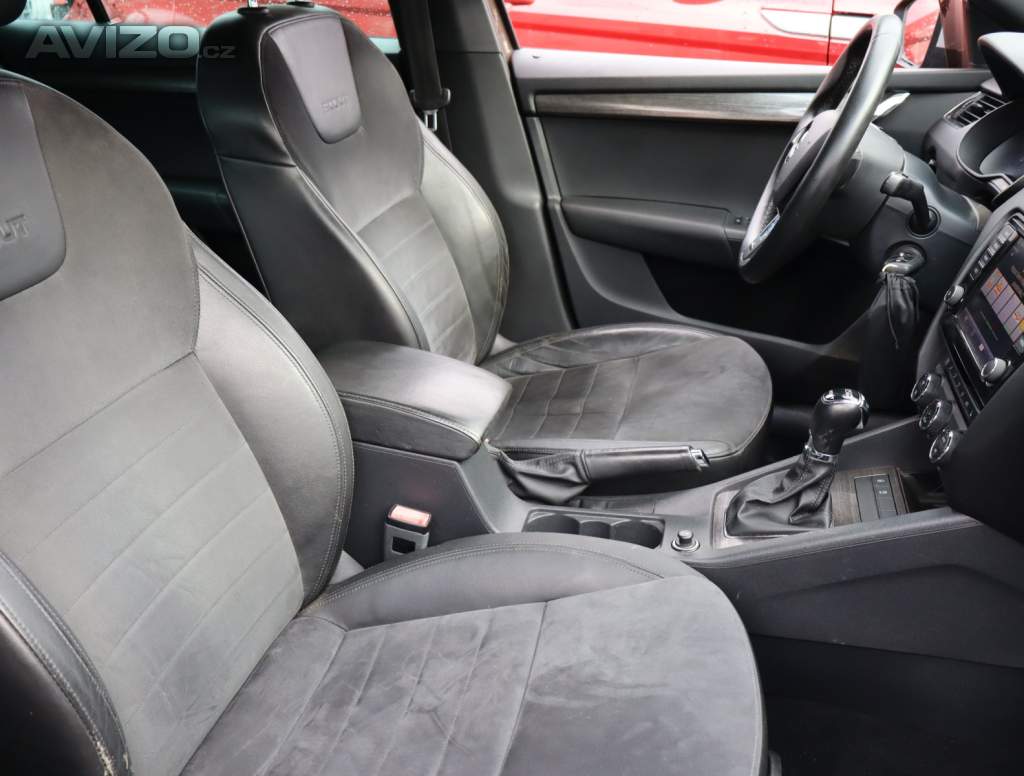 Foto inzerátu Skoda Octavia Scout 2.0 TDI