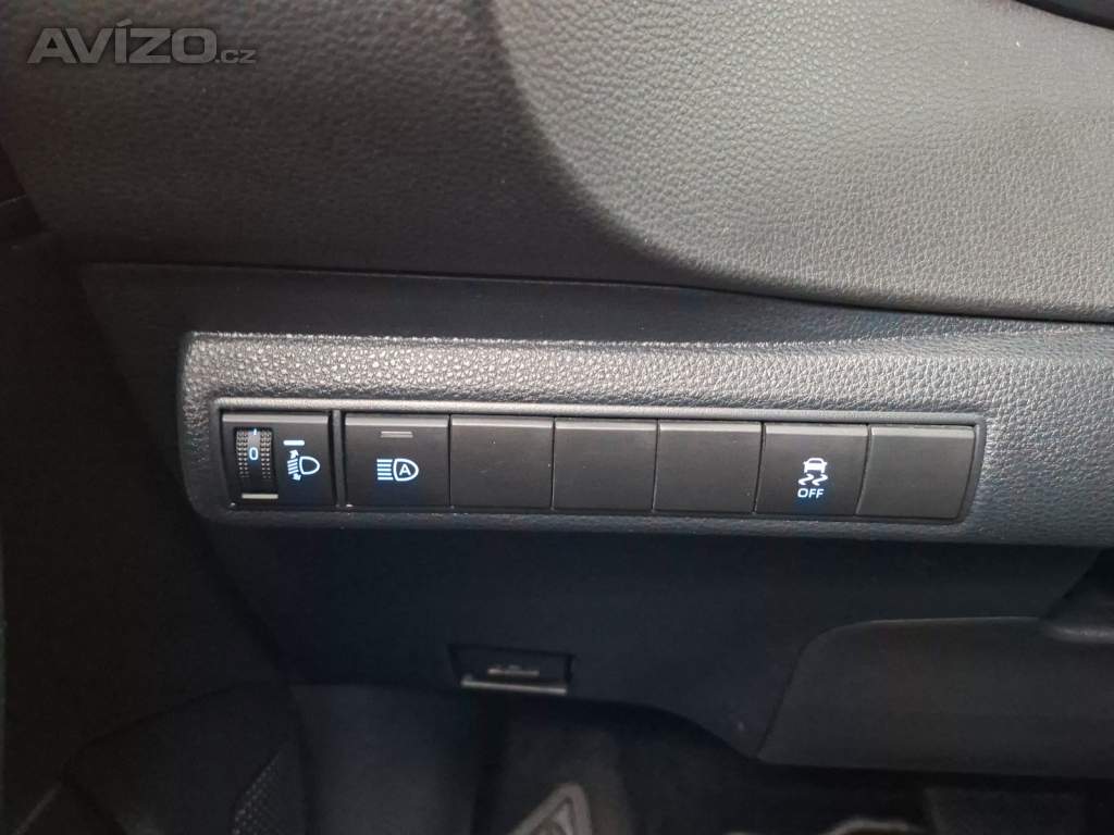 Foto inzerátu Toyota Corolla 1.8 Hybrid