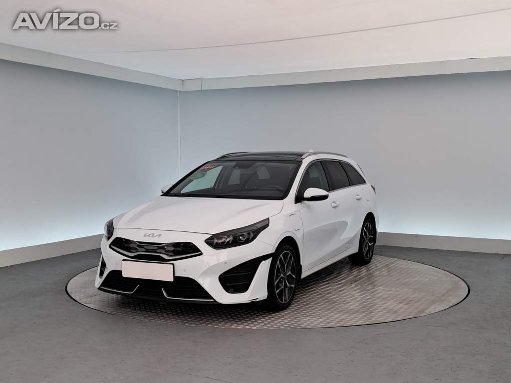 Foto inzerátu Kia Ceed 1.6 GDI plug-in