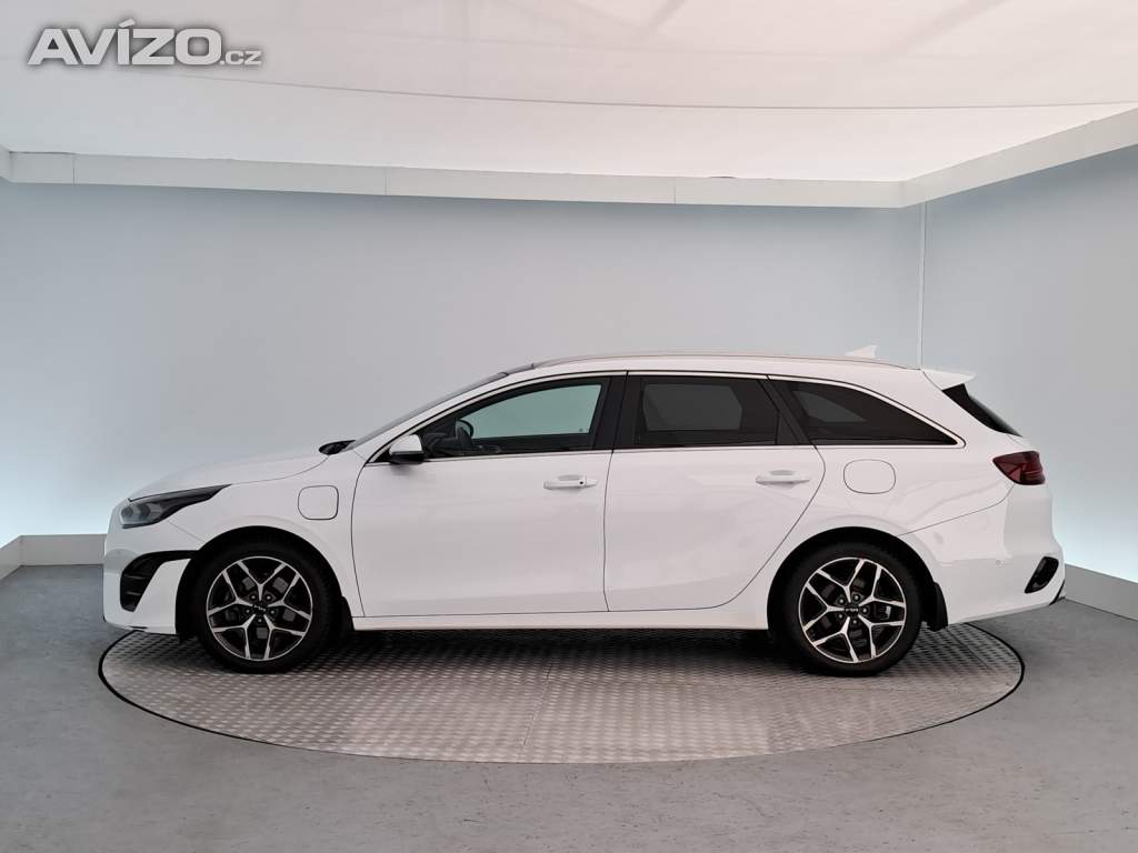 Foto inzerátu Kia Ceed 1.6 GDI plug-in