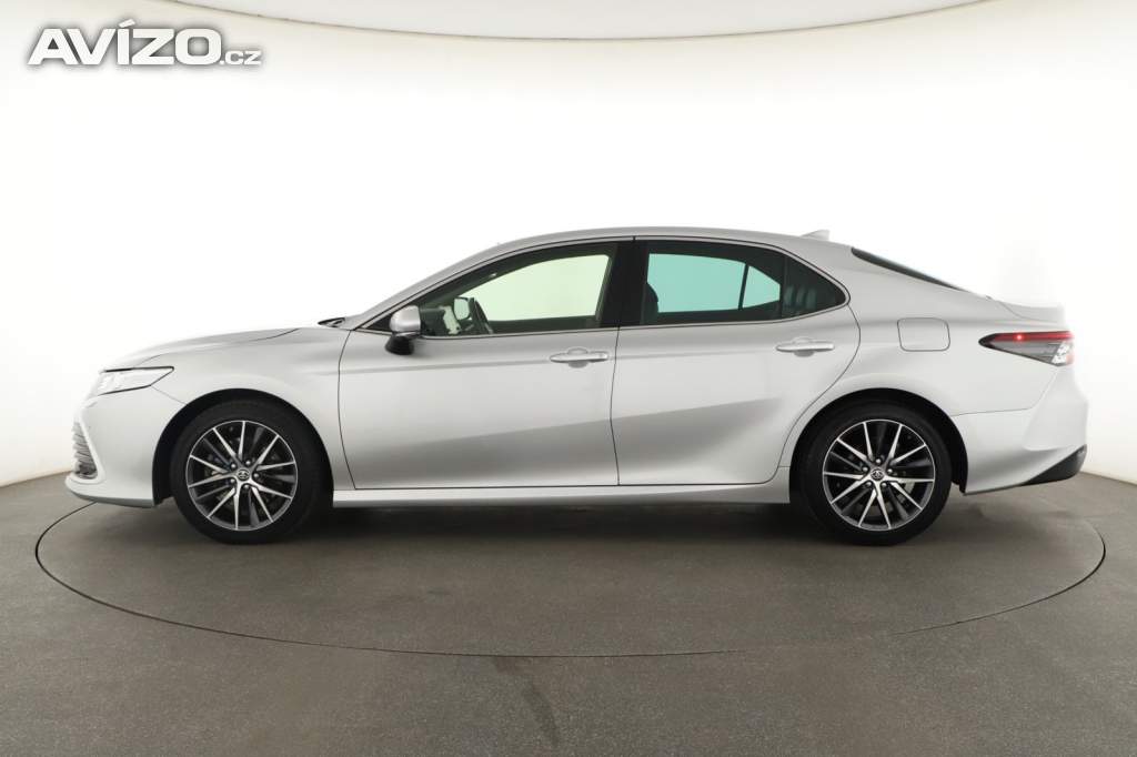 Foto inzerátu Toyota Camry 2.5 Hybrid