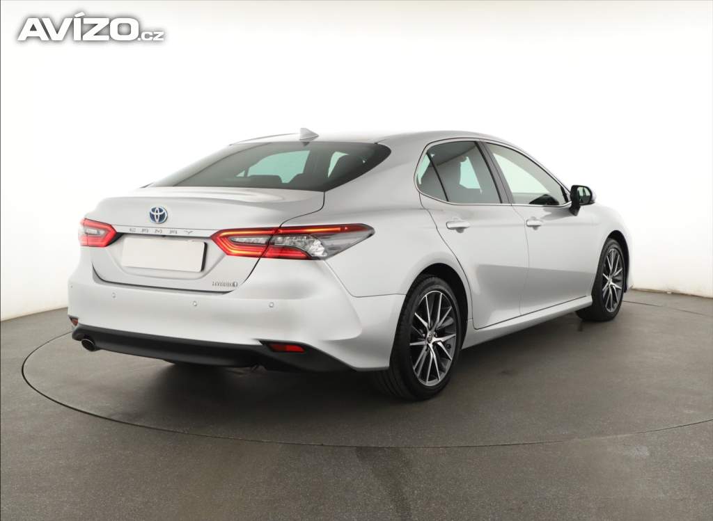 Foto inzerátu Toyota Camry 2.5 Hybrid