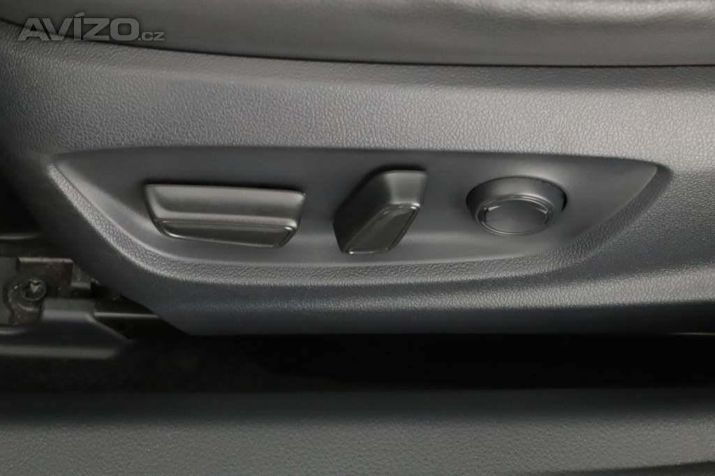 Foto inzerátu Toyota Camry 2.5 Hybrid