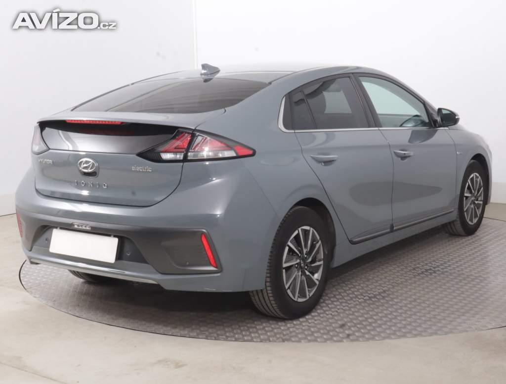 Foto inzerátu Hyundai Ioniq Electric 38 kWh