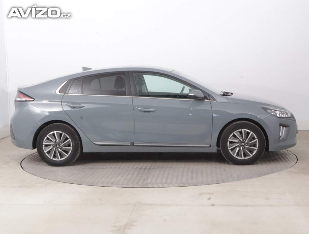 Foto inzerátu Hyundai Ioniq Electric 38 kWh