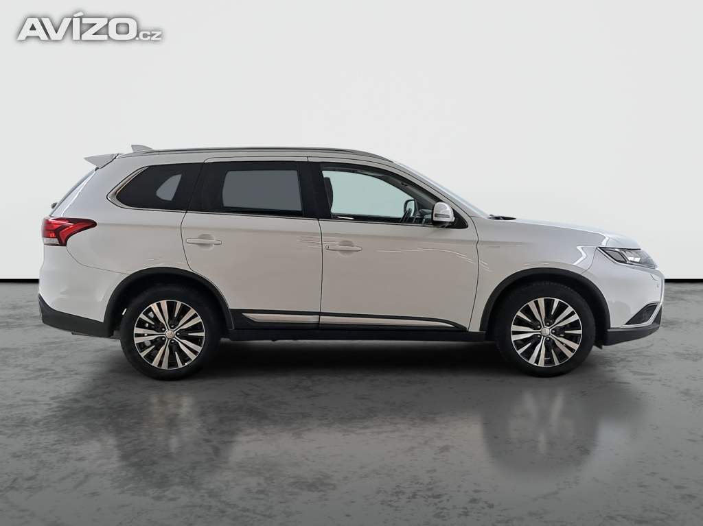 Foto inzerátu Mitsubishi Outlander 2.0