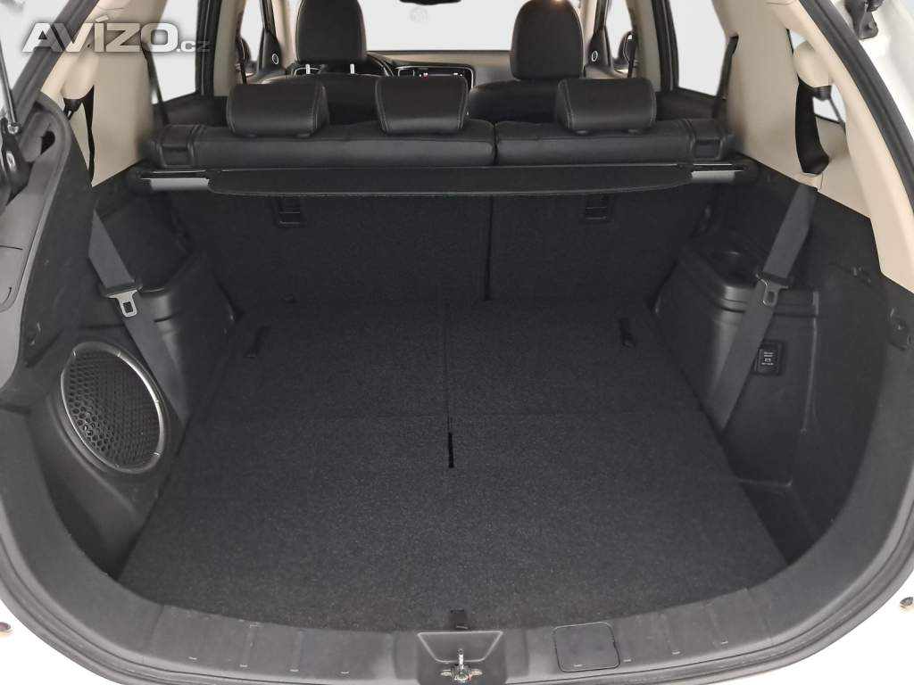 Foto inzerátu Mitsubishi Outlander 2.0